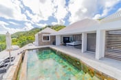 Villa Aya