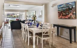 Harbour 17 2BR - Image 5