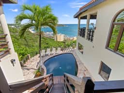 Villa Baywood 4BR - Imagen 2