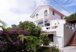 The Date House 2BR - Image 3