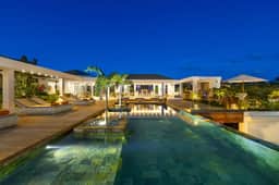 Nuit Jade 4BR - Image 3