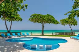 Malatai on the Beach - Image 3