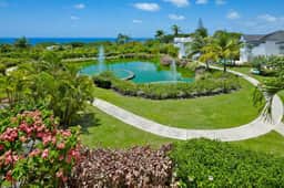 Royal Villa 7 - Image 5