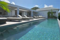Villa Romance - Image 2