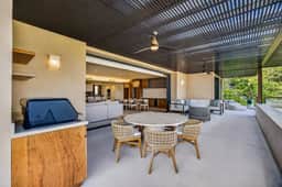 7 Eight Residences 103 - Image 5