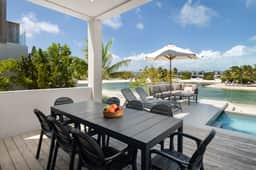 5BR Lagoon Villa + Guest House 17 - Imagen 5