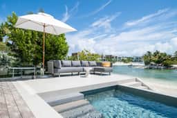 5BR Lagoon Villa + Guest House 16 - Imagen 2