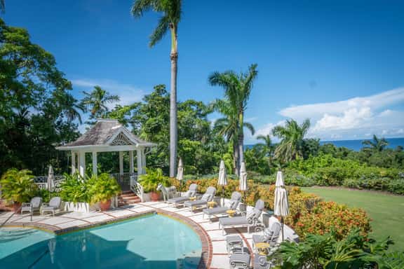 Pineapple House TC - Image 1