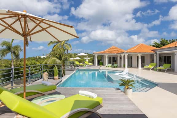 Villa Giselle 5BR - Image 1