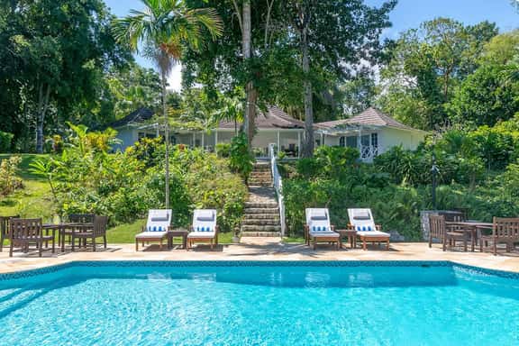 Villa Somewhere - Image 1