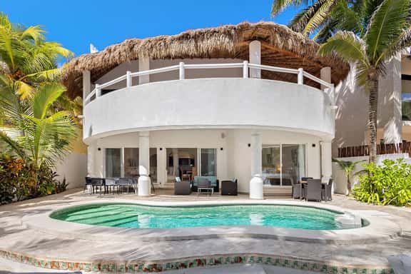 Villa Moonstar - Image 1