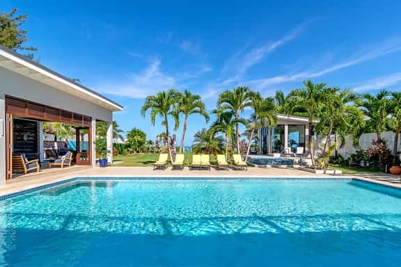 Sweet Spot On The Beach - Image 1
