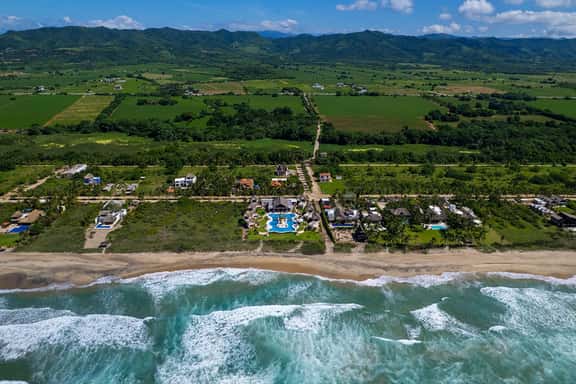 Isla Neptuno - Image 1