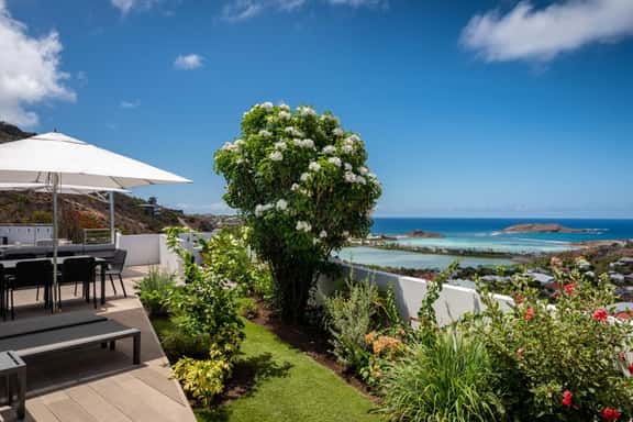 Villa Iris - Imagen 1