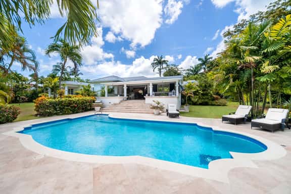 Palm Tree Villa - Image 1