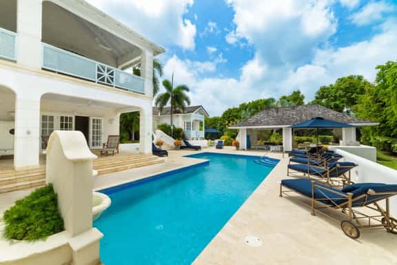 Halfway Tree 3BR - Imagen 1