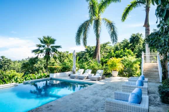 Hanover Windward 4BR - Image 1