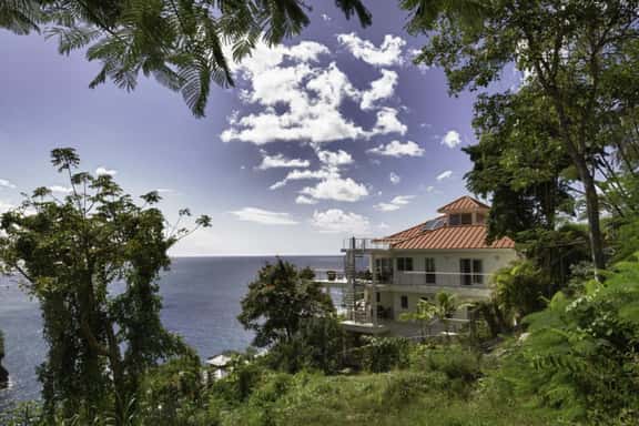 Trou Rolland 3BR - Imagen 1