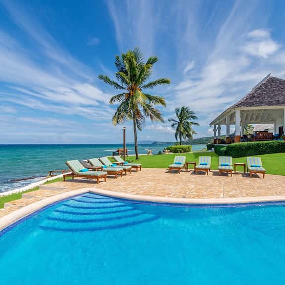 Karma Bay 4BR at TC - Imagen 1