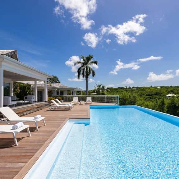 Villa No Limit 2BR - Imagen 1