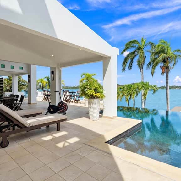 Villa 3 - Image 1