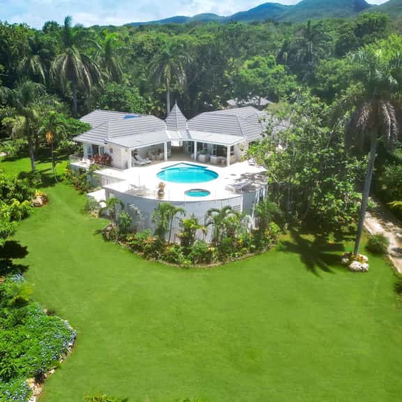 Abacus Villa - Image 1