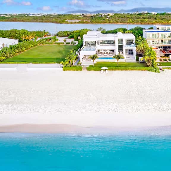 The Coastal House - Imagen 1