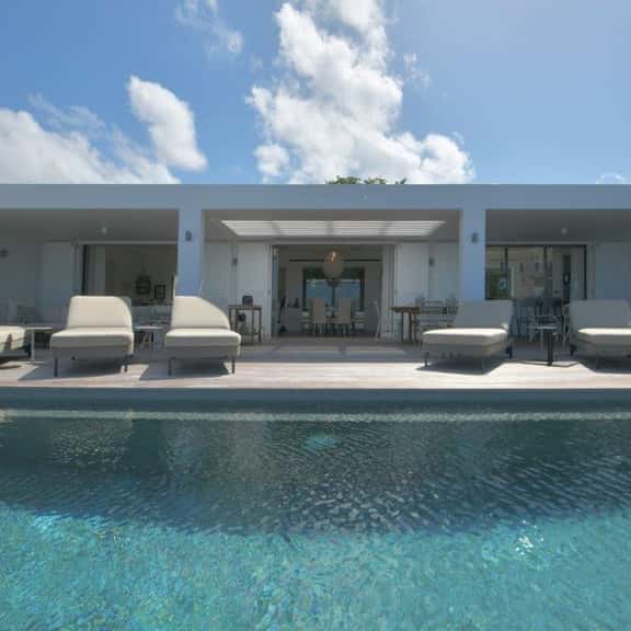 Villa Romance - Image 1