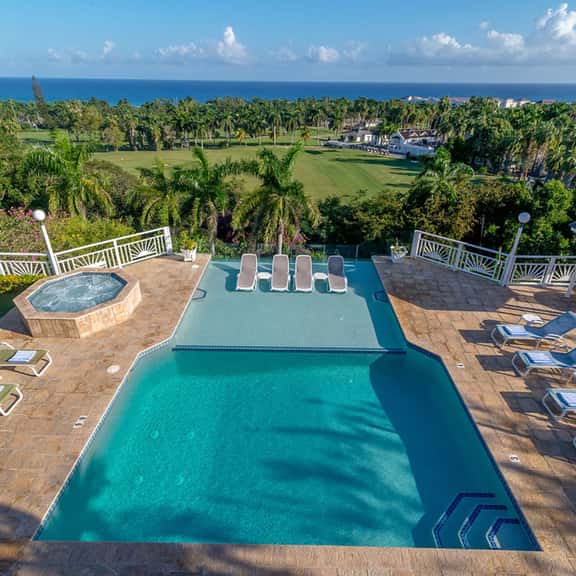 Fairway Manor - Image 1