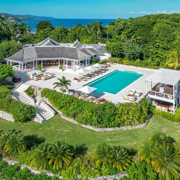 Longview Villa - Image 1