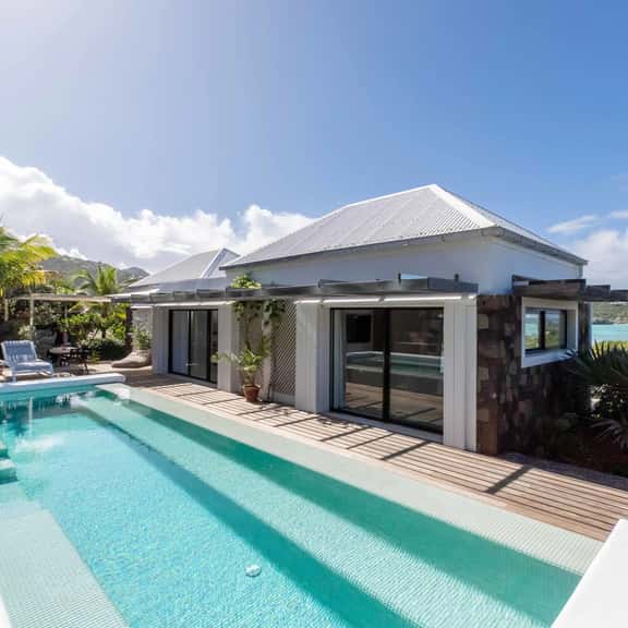 Villa Borderline - Image 1