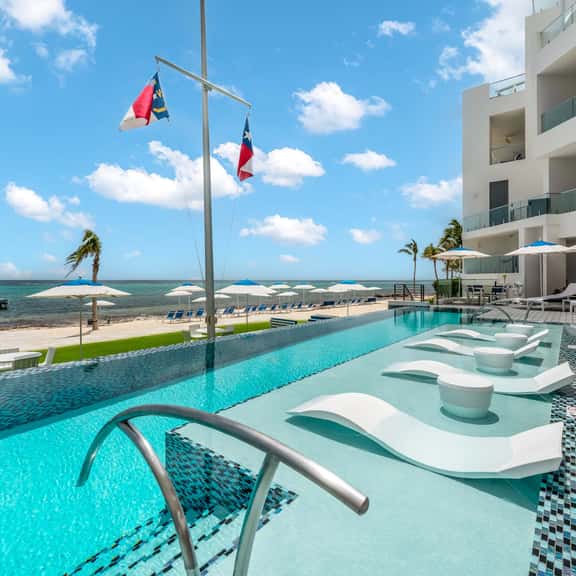 Club Suite-Rum Point - Image 1