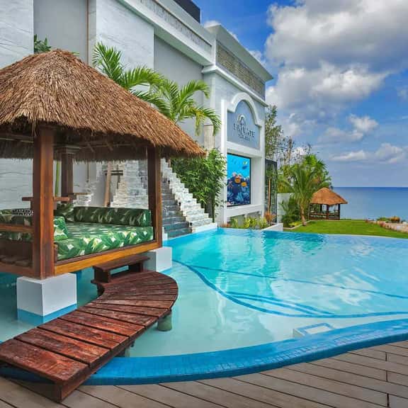 Private Paradise - Image 1