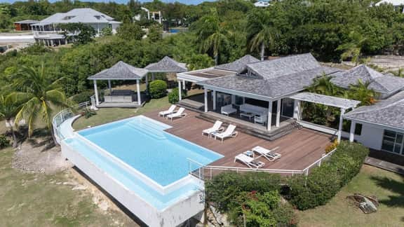 Villa No Limit 2BR - Imagen 2