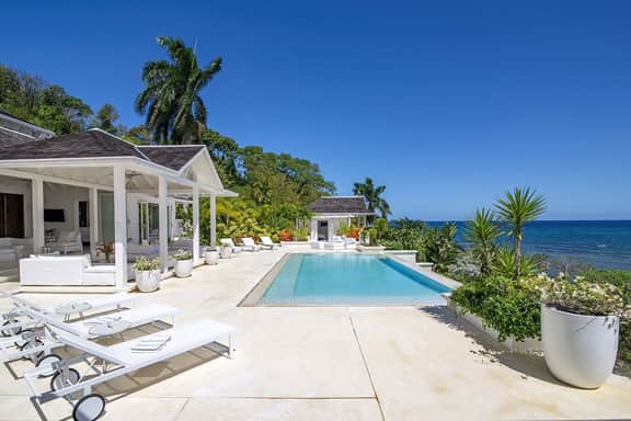 Seaside Villa at Round Hill - Image 4