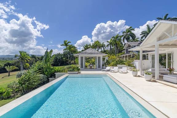 Seaside Villa at Round Hill - Image 2