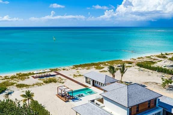 Vision Beach - Image 3