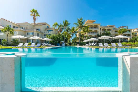 Hotel Luxury One Bedroom Suite - Imagen 3