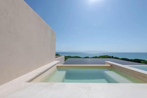 Rooftop PH Oasis - Image 3