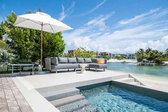 5BR Lagoon Villa + Guest House 16 - Imagen 2