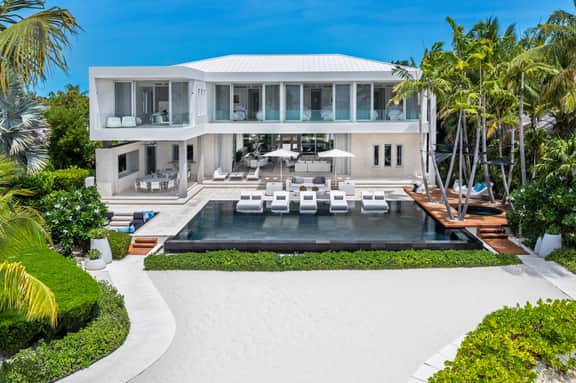 Villa AWA - Image 2